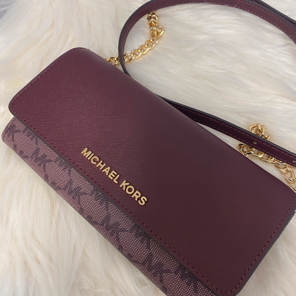 Michael Kors Jet Set Luggage Wallet Crossbody Bag
